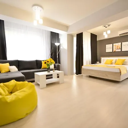 Reina * Skopje