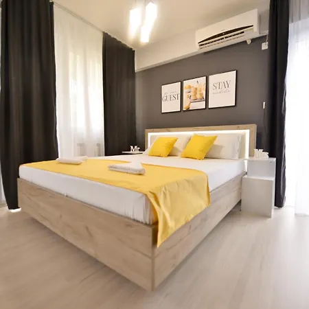 Reina Apartment